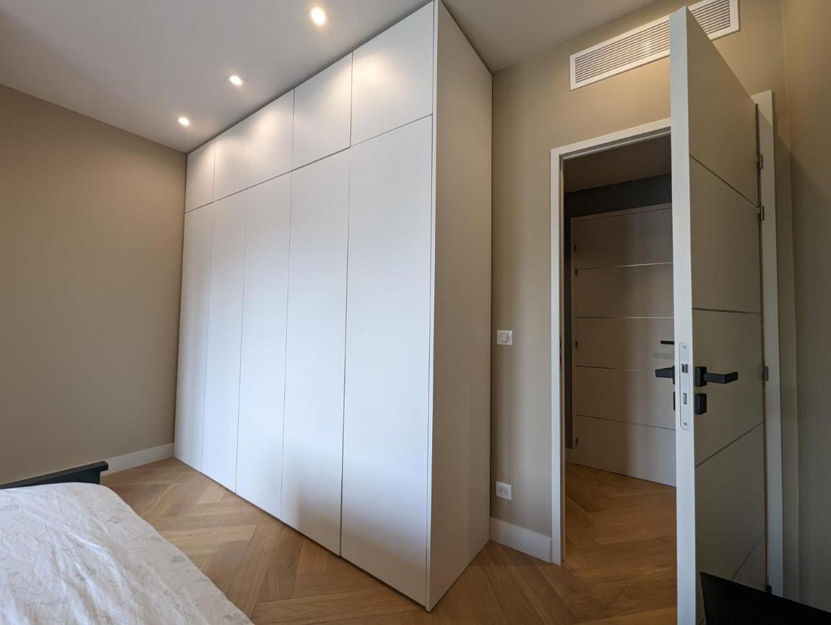Lovely Refurbished Apartment Nice Exterior photo